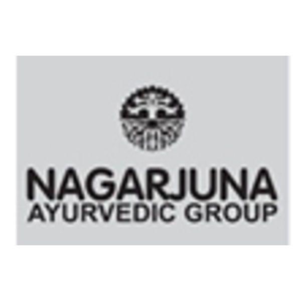 nagarjuna-logo-346.jpg Nagarjuna Himasaagara Thailam 200ml