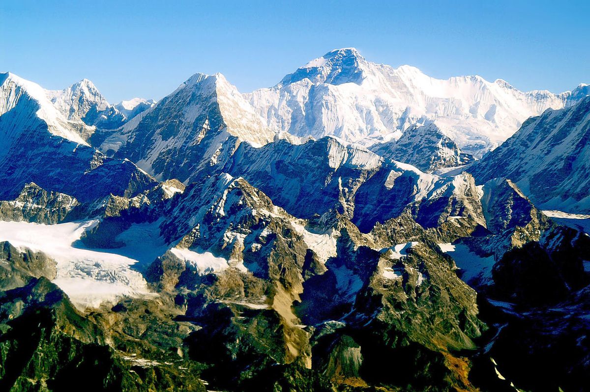 Harnessing Nature's Power: An In-Depth Review of Dhootapapeshwar Shilajit