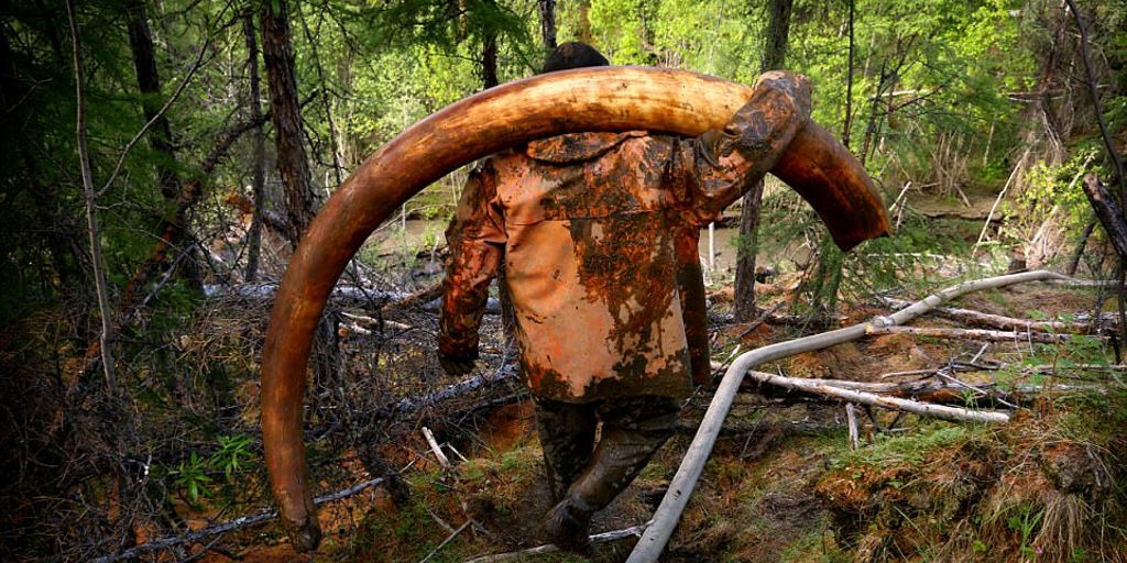 कामसूत्र कैप्सूल: जानिए इसके अद्भुत फायदे 1 ancient Indian texts and illustrations, romantic and intimate themes