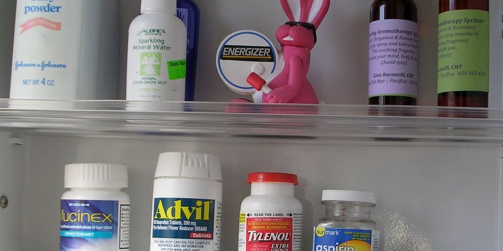 Tentex forte की विस्तृत व्याख्या हिंदी में 1 Tentex forte medicine bottle with herbs